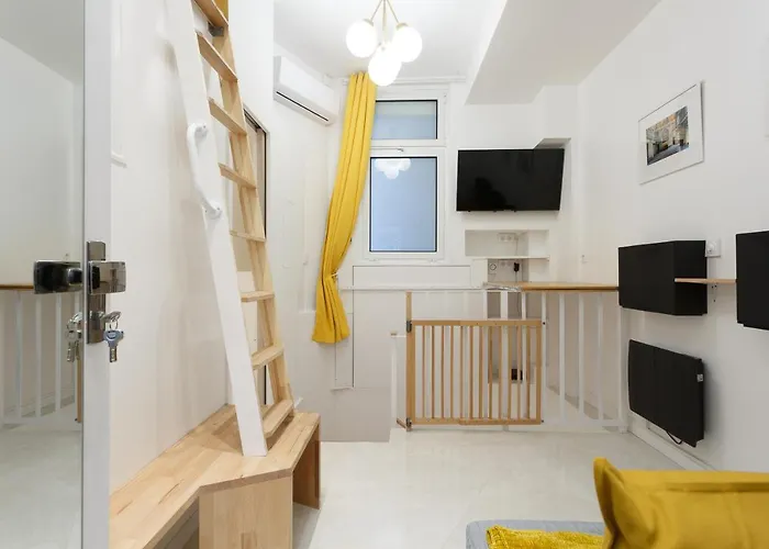 Panzió Petits Champs 4*